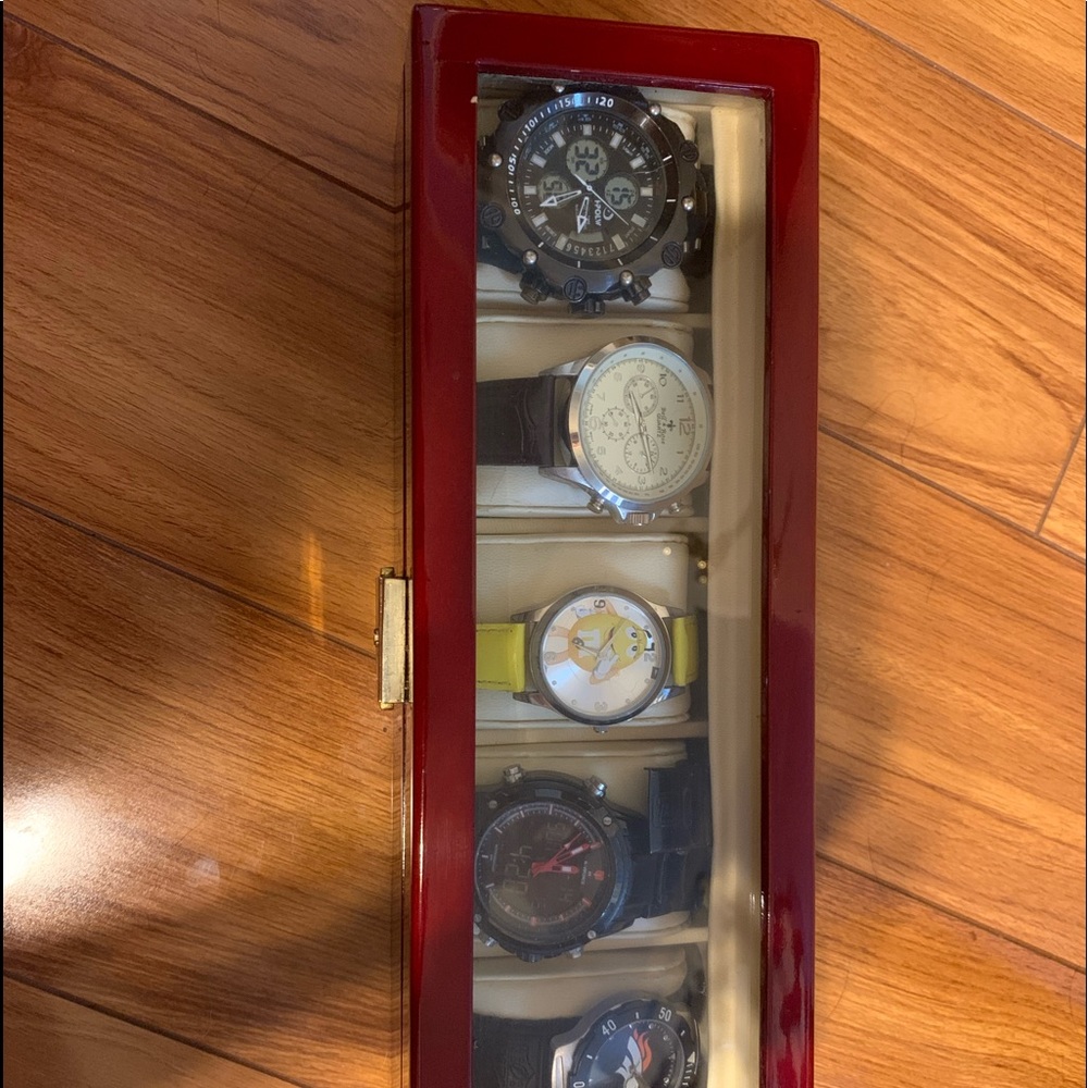 Watch display!